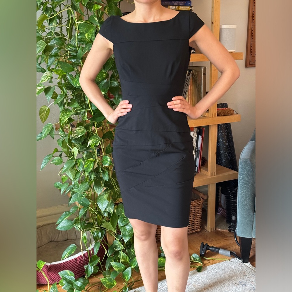 Classic LBD Little Black Dress by Cynthia Steefe size 0
